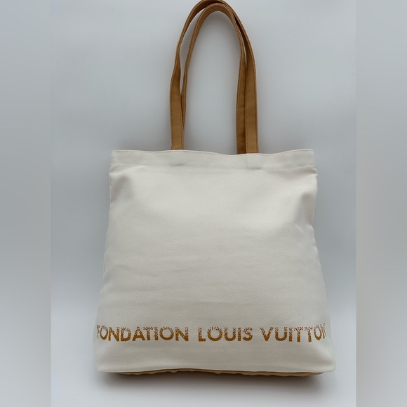 3 pcs LOUIS VUITTON Fondation NEW canvas tote, laptop case and key chain BUNDLE! - Picture 7 of 12